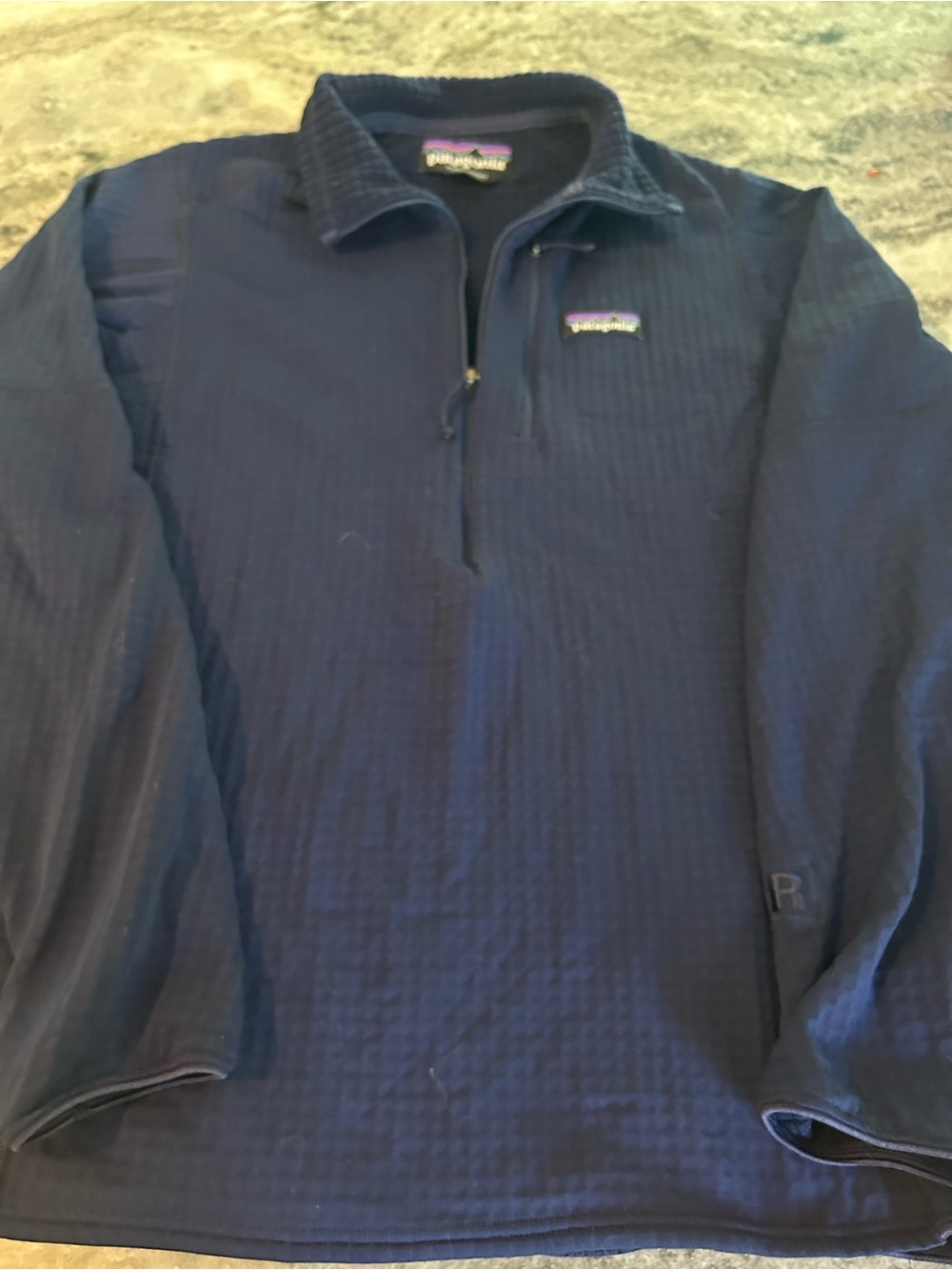 Patagonia Men's Navy Quarter-Zip Pullover Jacket medium